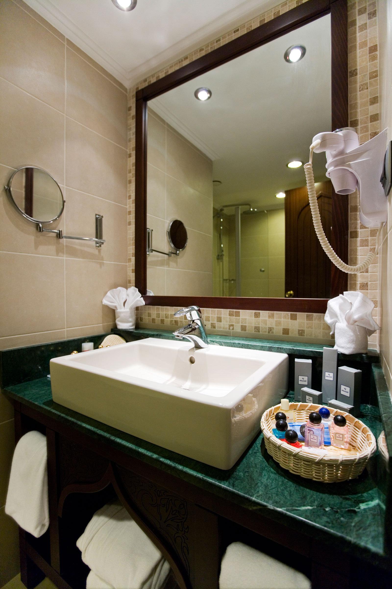 Otel Crowne Plaza By Ihg 5*