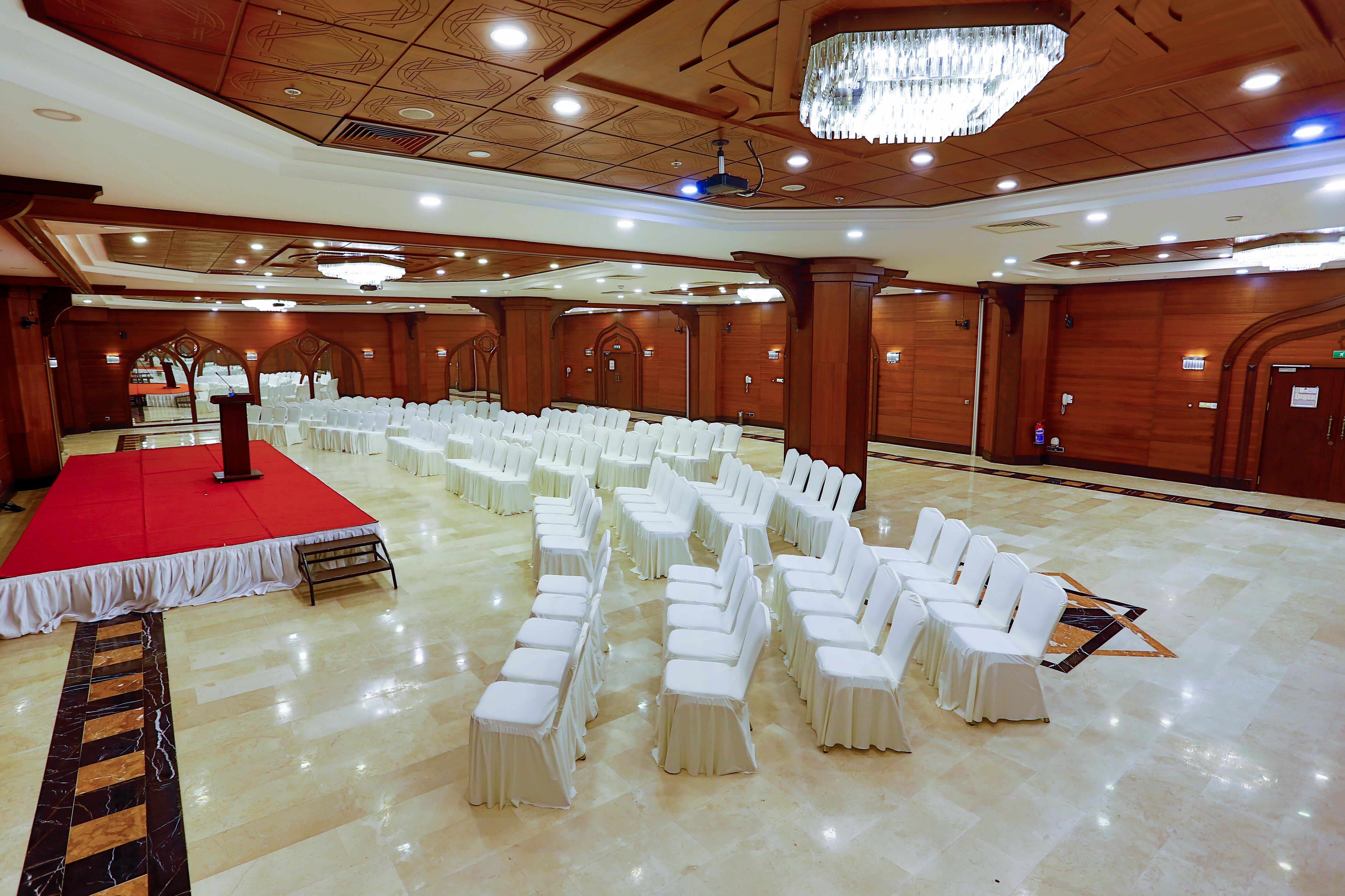 Otel Crowne Plaza By Ihg 5*